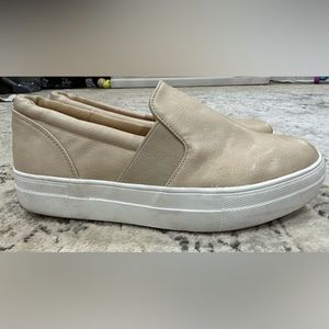 Soda Brand slip on shoes 7.5